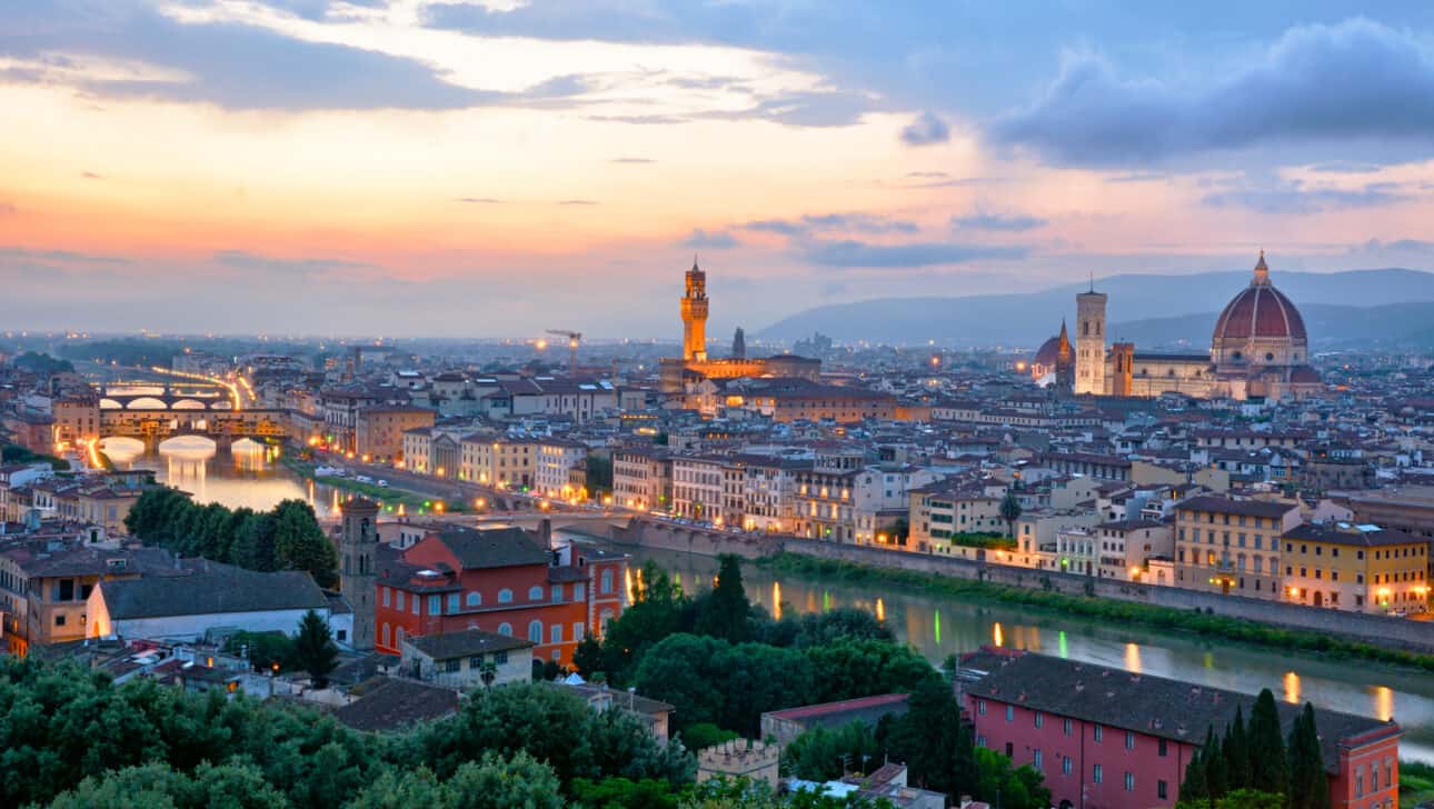 Florence, Attractions, Arno River, Florence-Arno-River-Slider3.