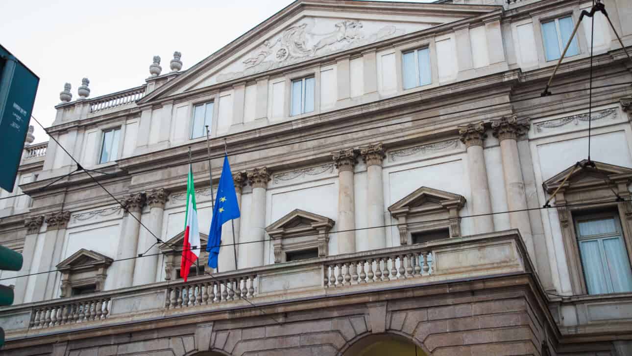 Milan, Day Segway, Highlights, Milan-Day-Segway-Piazza-Della-Scala.