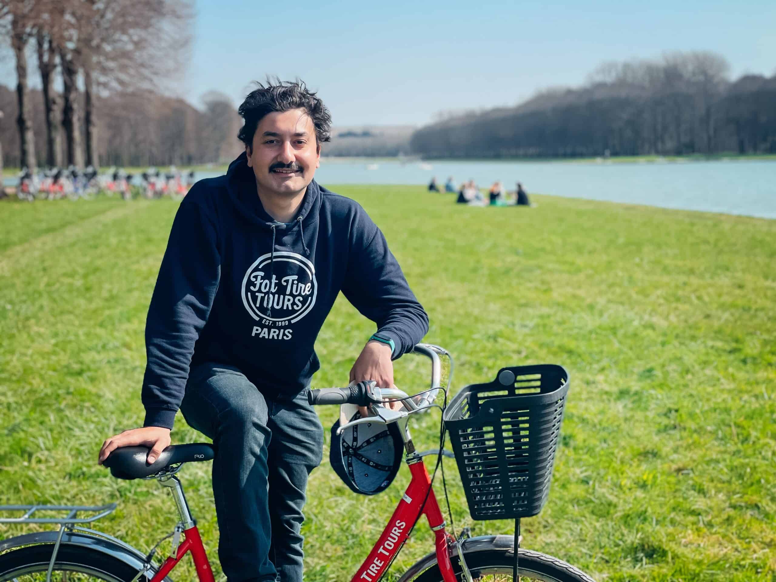 Ogulcan Bozdemir, tour guide